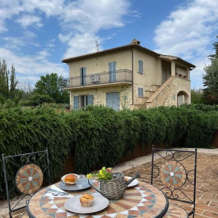 Agriturismo Qui E Ora Bevagna ภายนอก รูปภาพ
