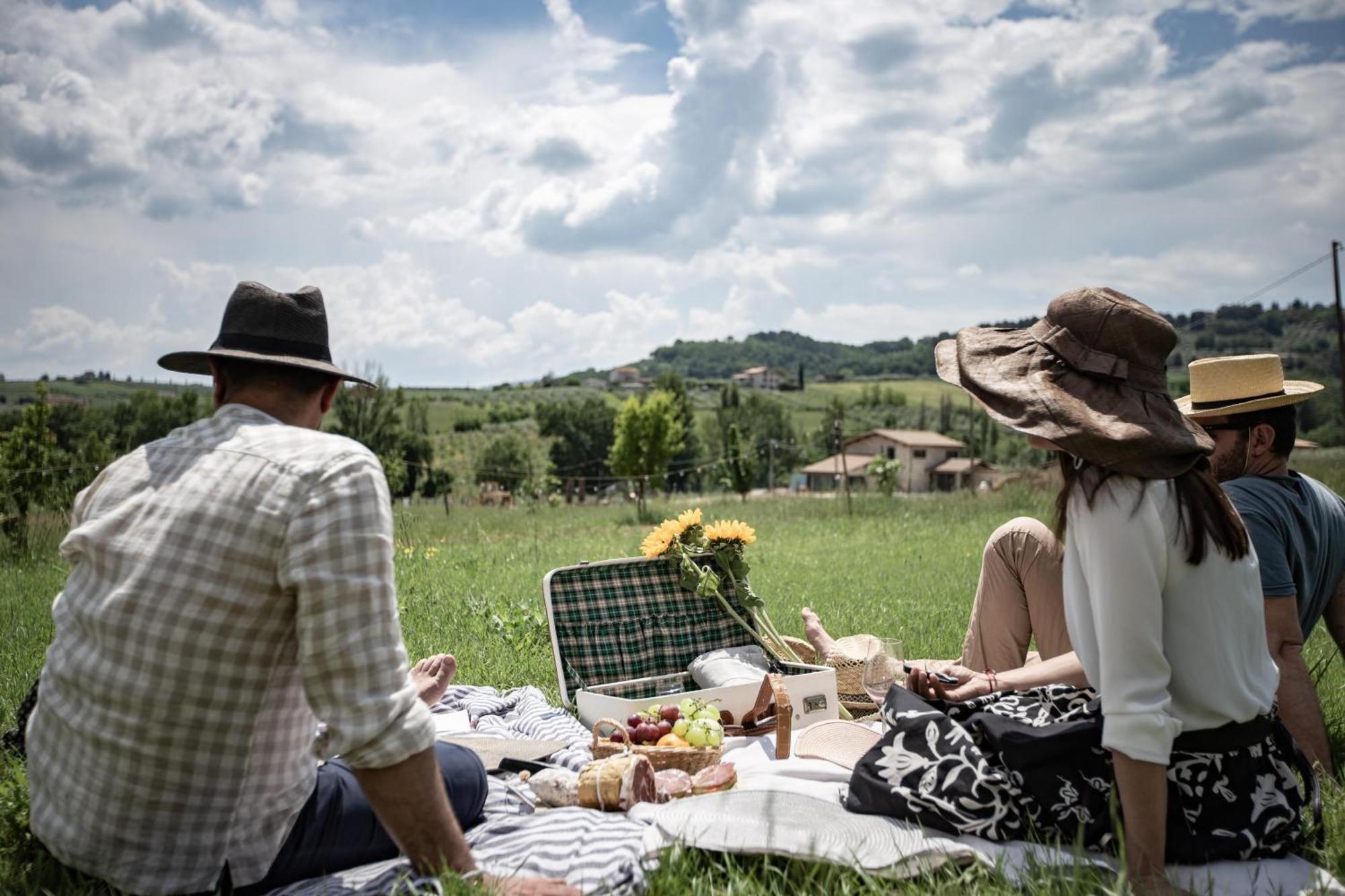 Agriturismo Qui E Ora Bevagna ภายนอก รูปภาพ